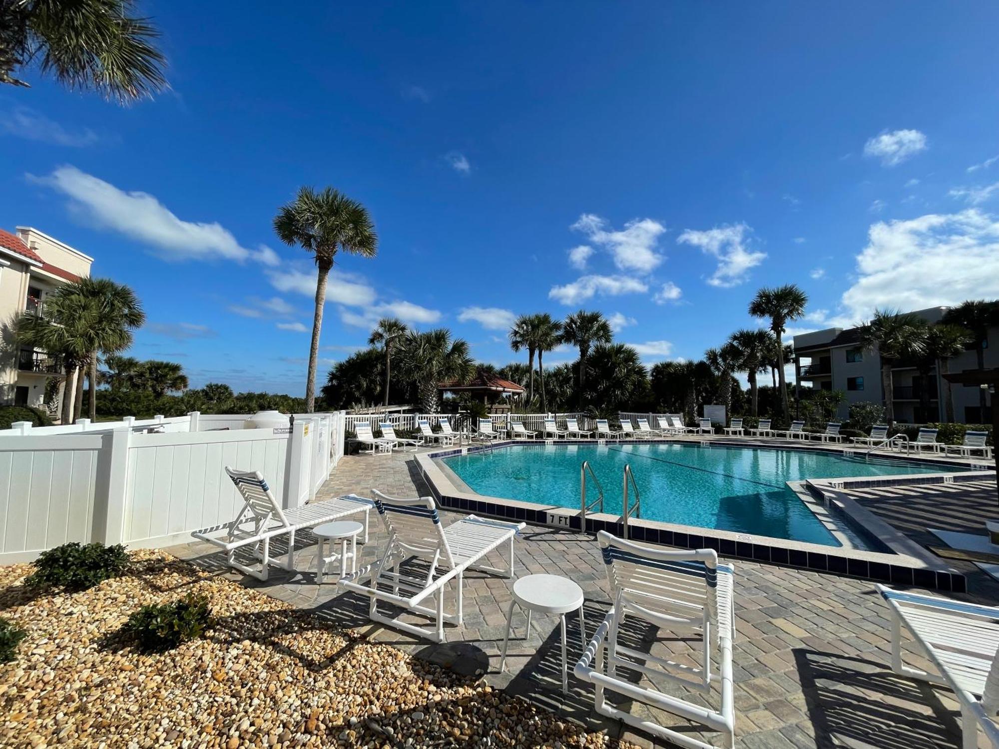 Ocean Village Club B-17 Сент-Огастин Экстерьер фото